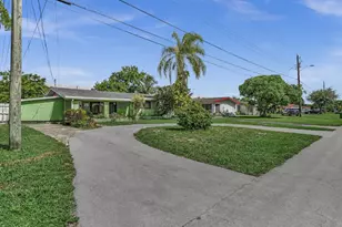 2131 Acapulco Dr, Miramar, FL 33023 - Photo 31