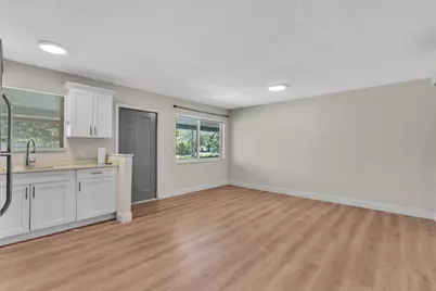 800 Moffett Street #3, Hallandale Beach, FL 33009 - Photo 13