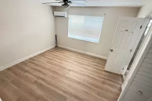 800 Moffett St, Hallandale Beach, FL 33009 - Photo 9