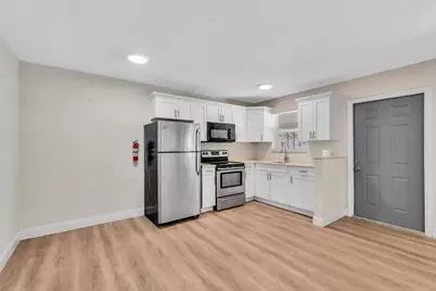 800 Moffett Street #3, Hallandale Beach, FL 33009 - Photo 9