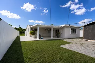 511 N 69th Way, Hollywood, FL 33024 - Photo 3