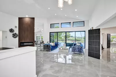 10875 Boca Woods Lane, Boca Raton, FL 33428 - Photo 5