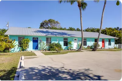 8615 SE Lyons Road, Hobe Sound, FL 33455 - Photo 1
