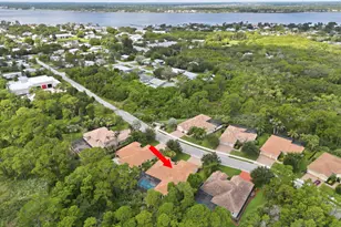 2553 NW Crystal Lake Dr NW, Jensen Beach, FL 34957 - Photo 77