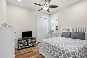 2553 NW Crystal Lake Dr NW, Jensen Beach, FL 34957 - Photo 45