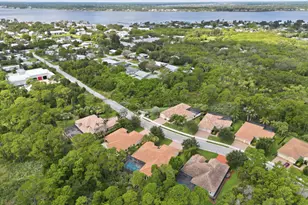 2553 NW Crystal Lake Dr NW, Jensen Beach, FL 34957 - Photo 75