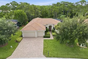 2553 NW Crystal Lake Dr NW, Jensen Beach, FL 34957 - Photo 61