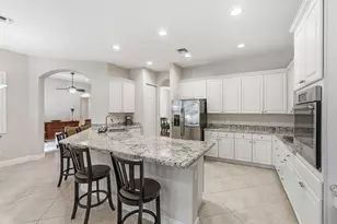 2553 NW Crystal Lake Dr NW, Jensen Beach, FL 34957 - Photo 21