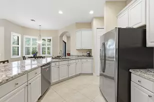 2553 NW Crystal Lake Dr NW, Jensen Beach, FL 34957 - Photo 23