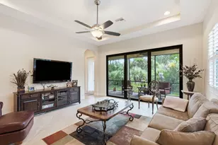 2553 NW Crystal Lake Dr NW, Jensen Beach, FL 34957 - Photo 19