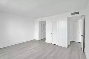 2841 NE 163rd St, North Miami Beach, FL 33160 - Photo 19
