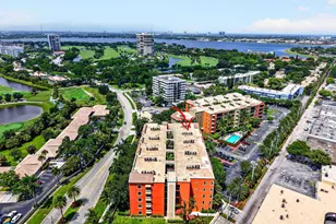 1620 Presidential Way, West Palm Beach, FL 33401 - Photo 37