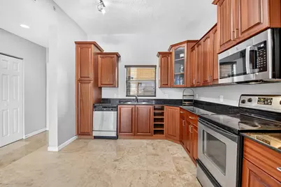 1620 Presidential Way #402, West Palm Beach, FL 33401 - Photo 9