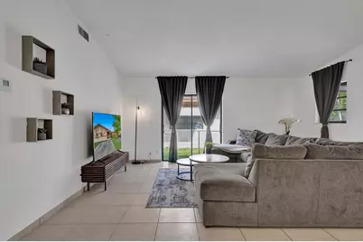 1115 NE 1st Court #B, Hallandale Beach, FL 33009 - Photo 23