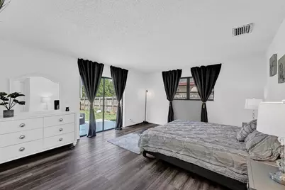 1115 NE 1st Court #B, Hallandale Beach, FL 33009 - Photo 7