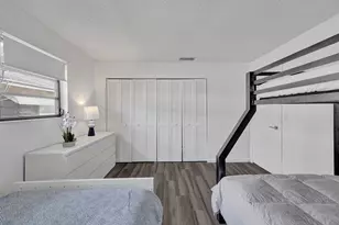 1115 NE 1st Ct, Hallandale Beach, FL 33009 - Photo 15