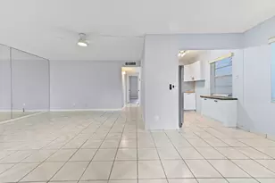 548 Capri L, Delray Beach, FL 33484 - Photo 3