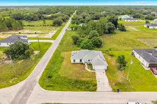 2501 E 17th St, Lehigh Acres, FL 33972 - Photo 7