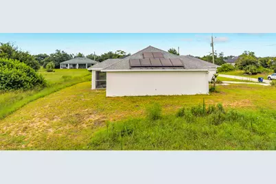 2501 E 17th Street, Lehigh Acres, FL 33972 - Photo 11