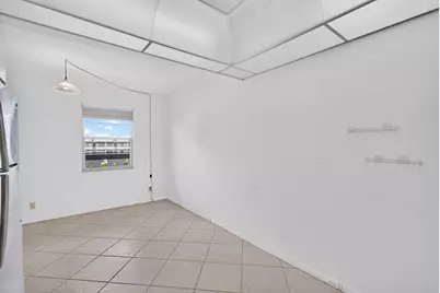 4039 Hythe C, Boca Raton, FL 33434 - Photo 11