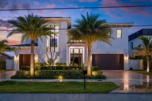 2420 NE 48th St, Lighthouse Point, FL 33064 - Photo 3