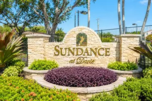 2986 S University Dr, Davie, FL 33328 - Photo 1