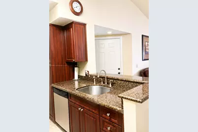 2986 S University Drive #8203, Davie, FL 33328 - Photo 3