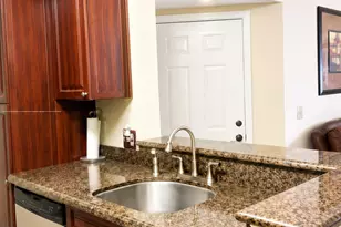 2986 S University Dr, Davie, FL 33328 - Photo 3
