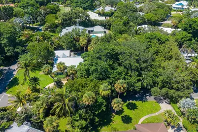 24 N Via Lucindia, Sewalls Point, FL 34996 - Photo 53