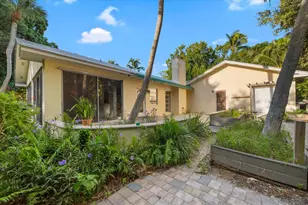 24 N Via Lucindia, Sewalls Point, FL 34996 - Photo 7