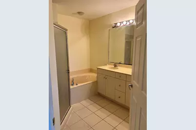 4113 Napoli Lake Drive, Riviera Beach, FL 33410 - Photo 7
