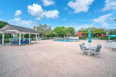 2202 S Cypress Bend Drive #801, Pompano Beach, FL 33069 - Photo 31