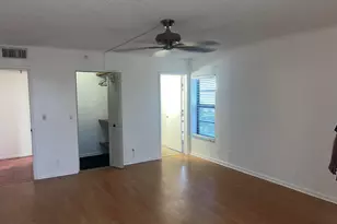 2202 S Cypress Bend Dr, Pompano Beach, FL 33069 - Photo 9