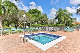 2202 S Cypress Bend Dr, Pompano Beach, FL 33069 - Photo 25