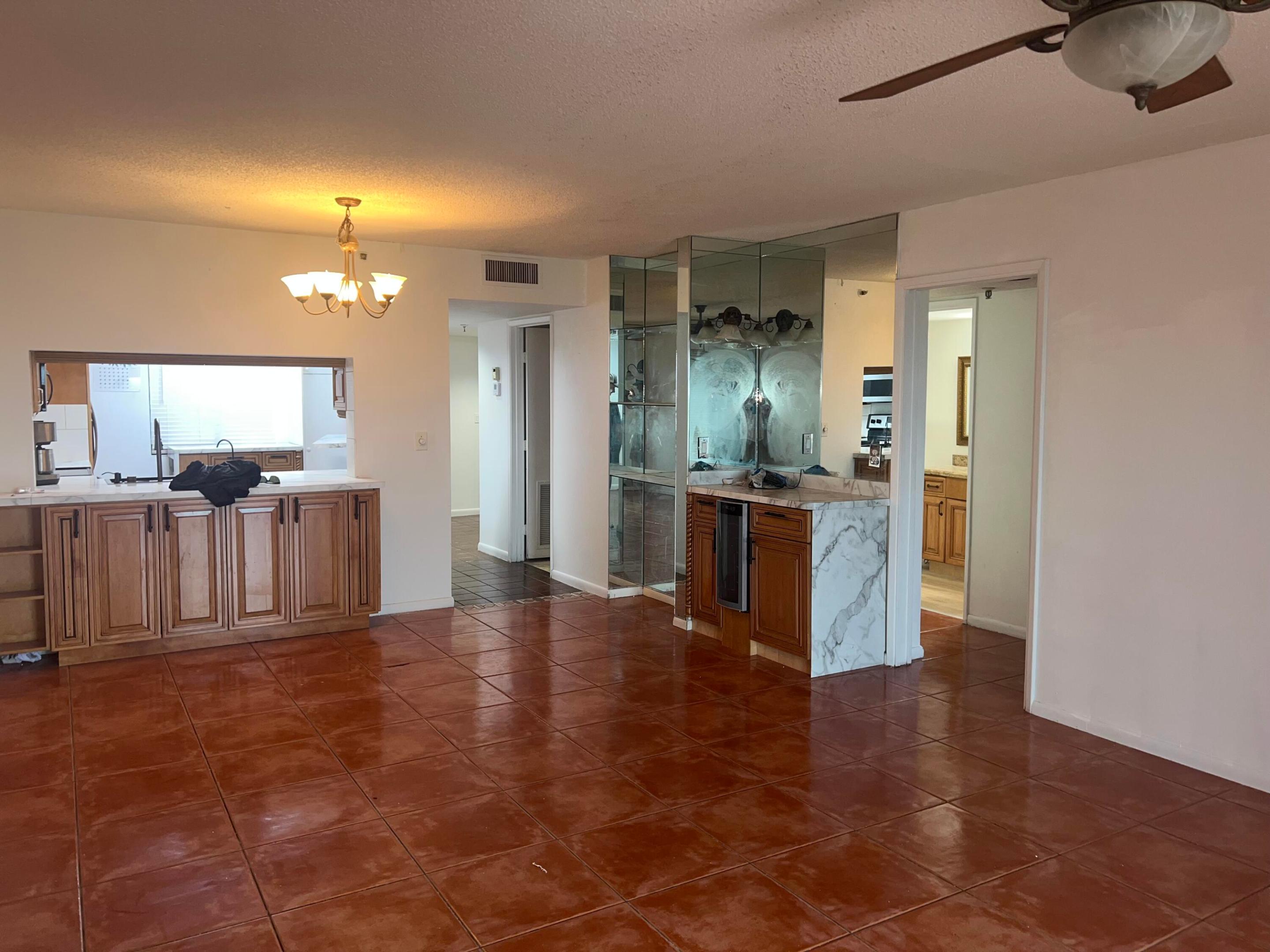 2202 S Cypress Bend Dr #801 main architectural view