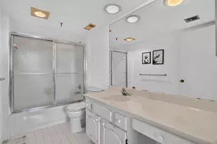 6895 Willow Wood Dr, Boca Raton, FL 33434 - Photo 17