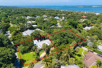 22 N Via Lucindia, Sewalls Point, FL 34996 - Photo 5