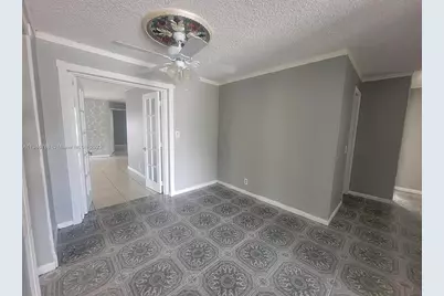 2070 NW 28th Terrace, Fort Lauderdale, FL 33311 - Photo 13