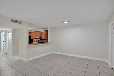 10773 Cleary Boulevard #111, Plantation, FL 33324 - Photo 11