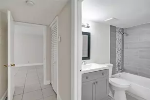 10773 Cleary Blvd, Plantation, FL 33324 - Photo 17