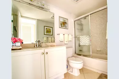 4272 D Este Court #305, Lake Worth, FL 33467 - Photo 11