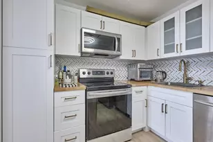 301 N Ocean Blvd, Pompano Beach, FL 33062 - Photo 19