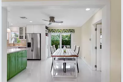 330 NE 48th Street, Oakland Park, FL 33334 - Photo 7