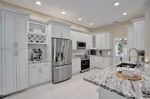 6400 NW 57th Ln, Parkland, FL 33067 - Photo 13