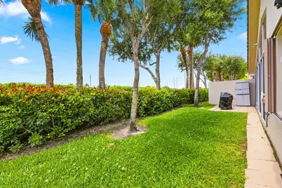 7244 Trentino Way, Boynton Beach, FL 33472 - Photo 23