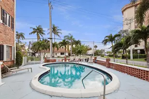 424 N Riverside Dr, Pompano Beach, FL 33062 - Photo 9