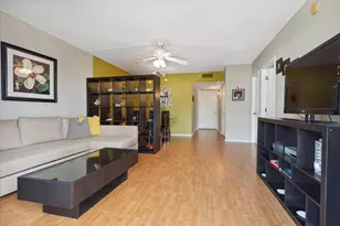 424 N Riverside Dr, Pompano Beach, FL 33062 - Photo 3