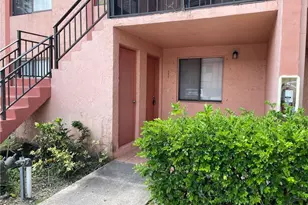 235 Lakeview Dr, Weston, FL 33326 - Photo 3