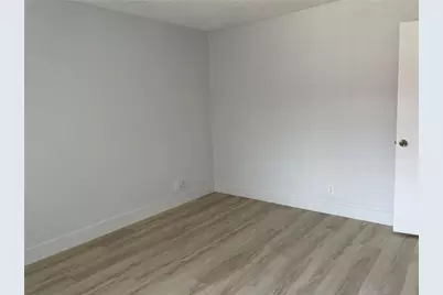 235 Lakeview Drive #102, Weston, FL 33326 - Photo 17