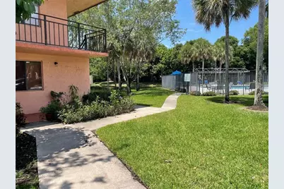235 Lakeview Drive #102, Weston, FL 33326 - Photo 29